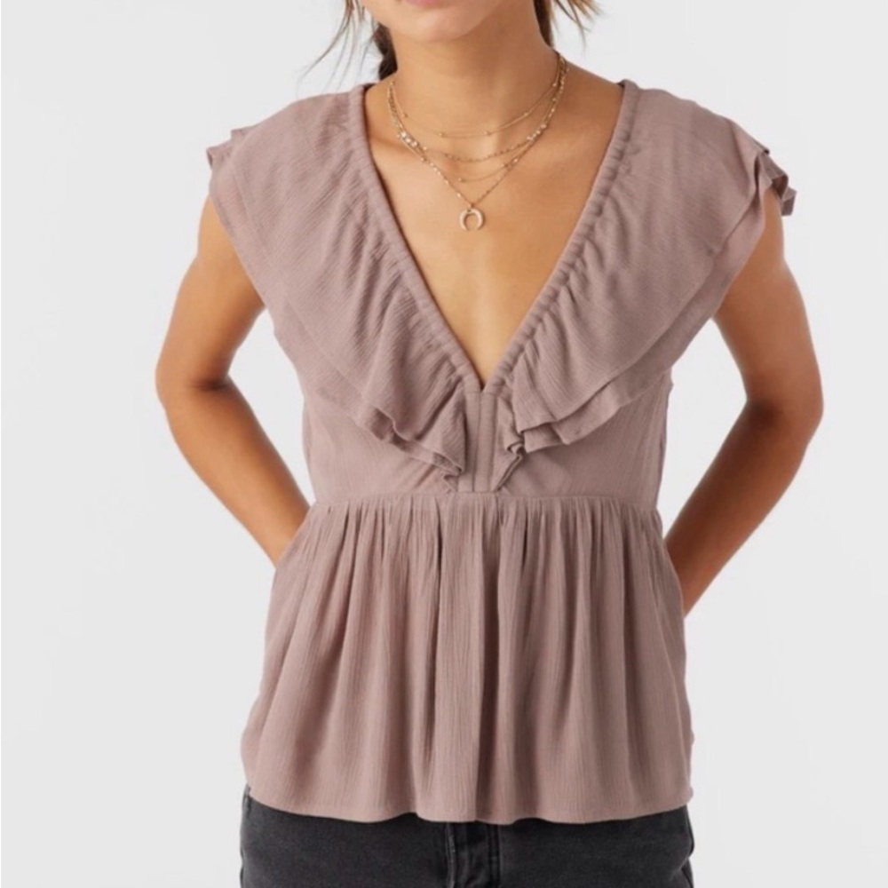 O’Neill - BEIGE Ruffle V-Neck Top